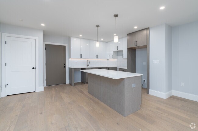 1BR, 1BA - 706SF - Kitchen - 421-425 Market St