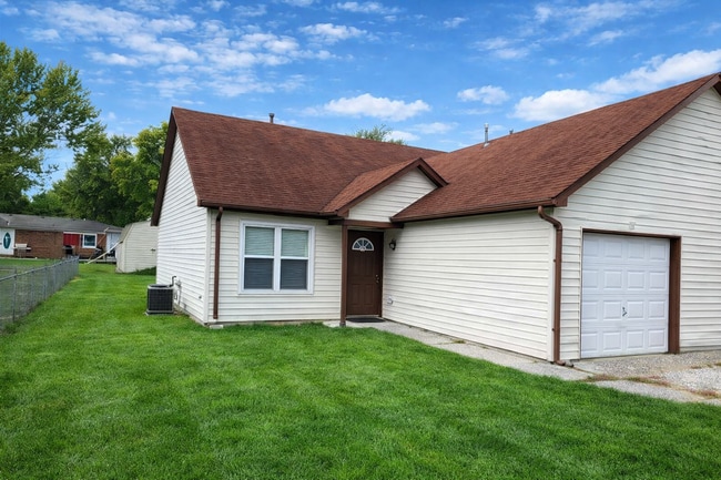 Building Photo - 5B Stevens Dr