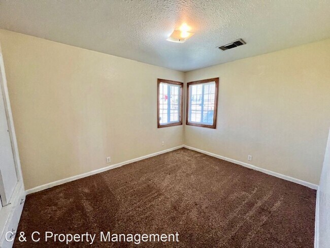 Photo - 2 br, 1 bath House - 1720 Cherry Ave