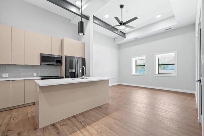 The Avenue Lofts Golden - The Avenue Lofts Golden