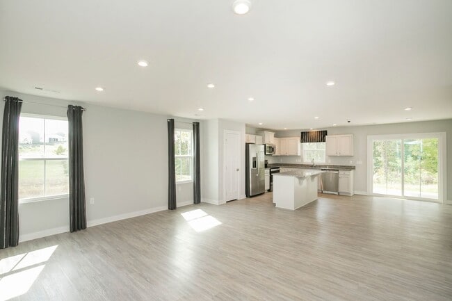 Photo - 711 Cottage Dr