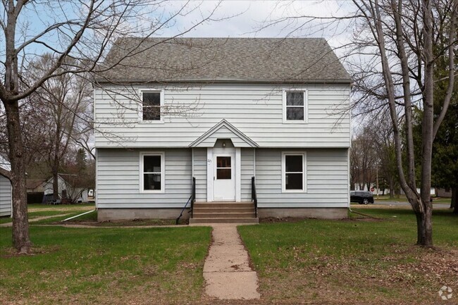 Building Photo - 221 22nd Ave E Rental