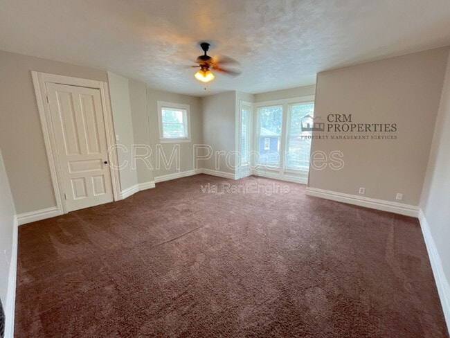 Photo - 517 W Jefferson St Unit Upper