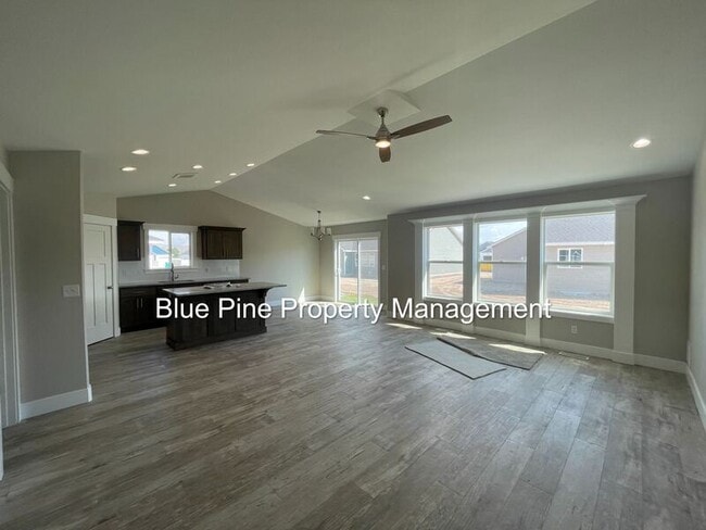 Photo - 1924 Harrington Cir