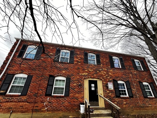 Building Photo - 4405 Landside Dr Unit 4405 Landside Drive -  4