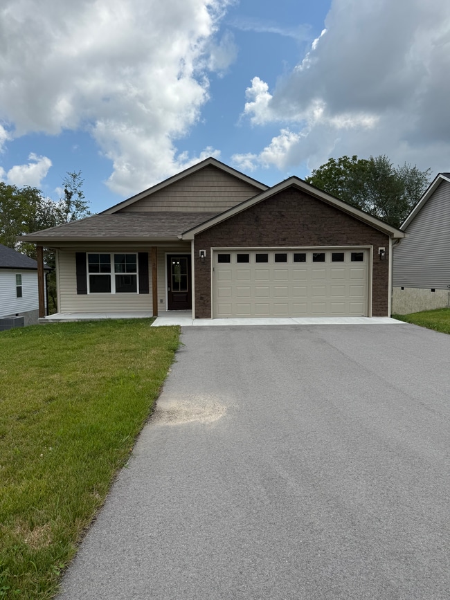 Building Photo - 138 Sky View Meadow Dr Rental