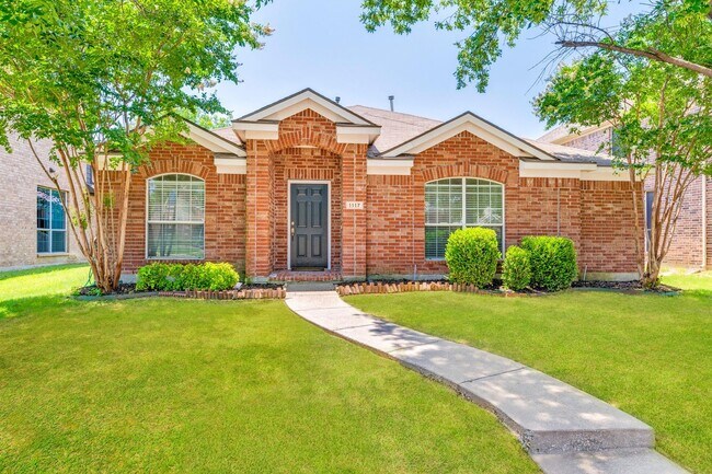Photo - 1117 Red Hawk Dr