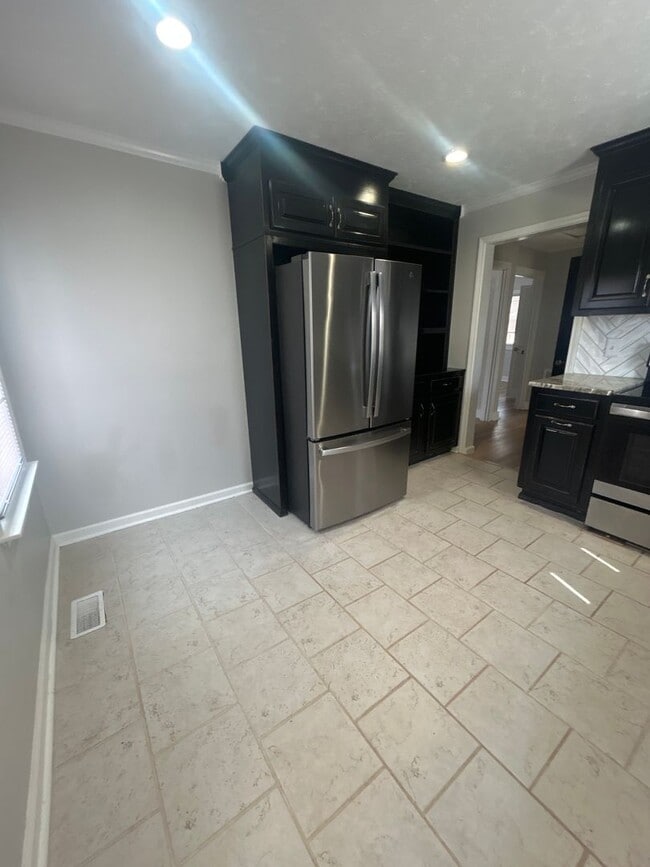 Photo - 266 Lilly Way