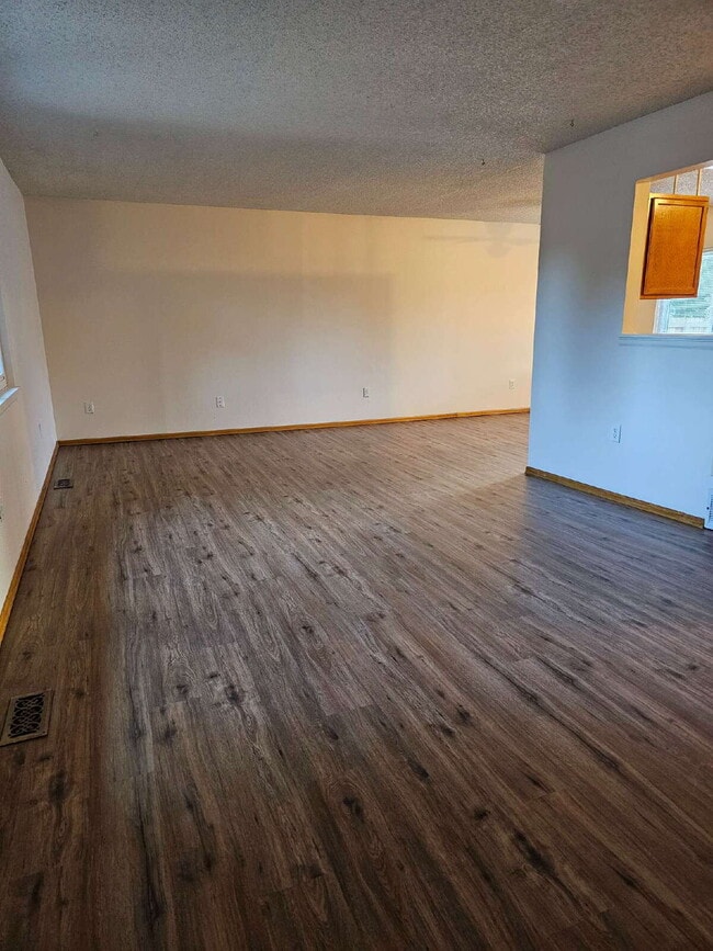 Photo - Charming 3BR/2BA with Massive Yard and Gar...