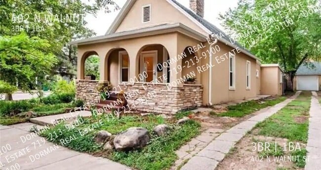 Photo - 402 N Walnut St House