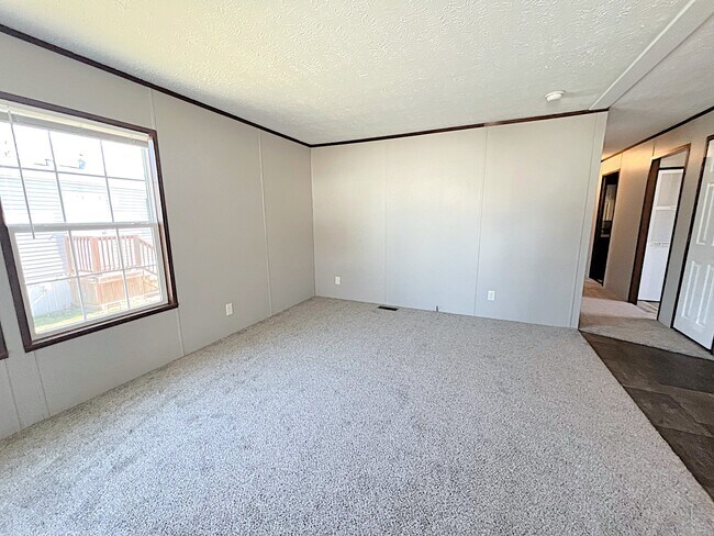 Photo - 17086 Coventry Ln