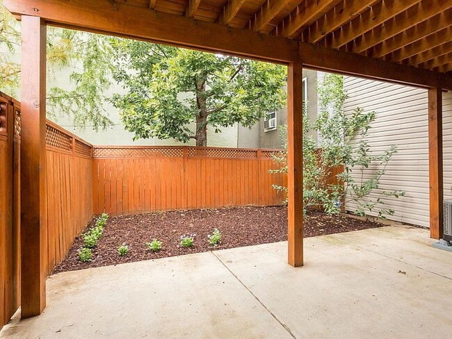 Photo - "Spacious Urban Living: Luxurious 4-Bed, 4-Bath Duplex in the Heart of Washington, DC!"