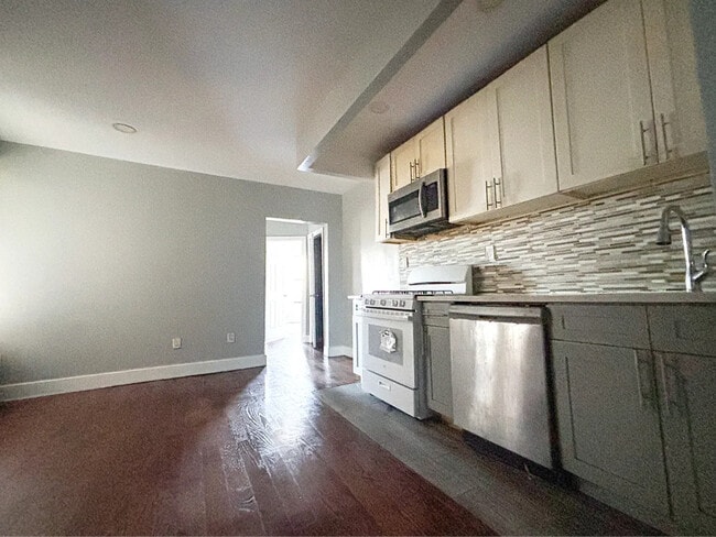 Photo - 594 Union Ave Unit 2