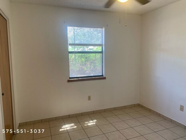 Building Photo - 2503 Pecan Dr Unit 2503 A