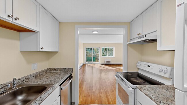 Photo - 525 Highland Ave Unidad 30