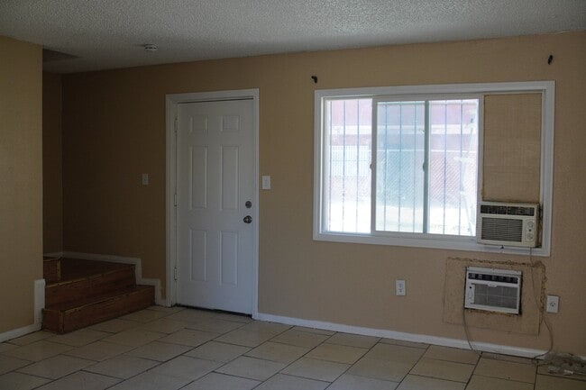 Photo - 2816 Marlin Ave Unidad 1