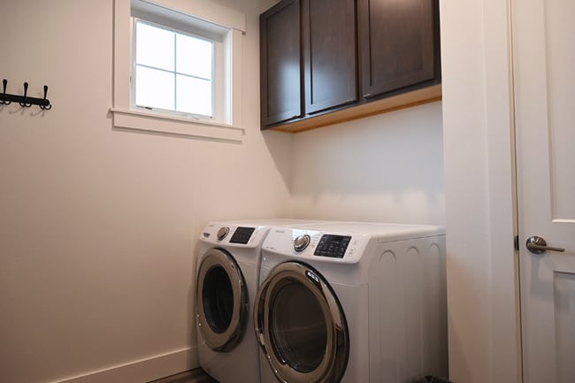 Photo - 180 Dustarr Ln