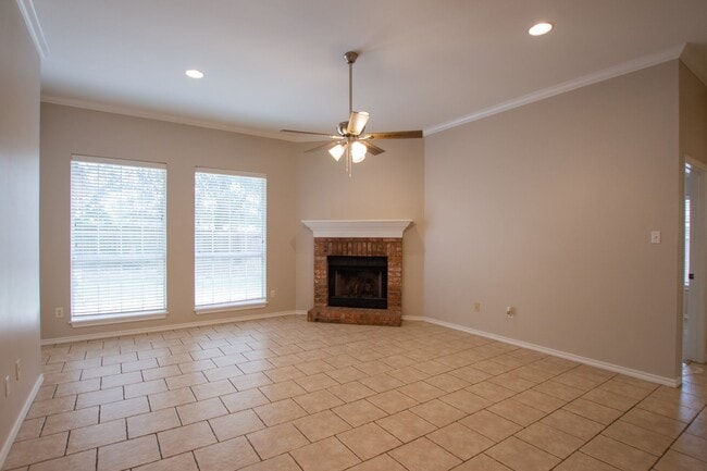 Photo - 5716 Bostick Dr