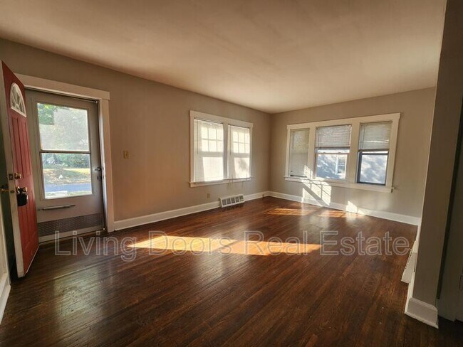 Photo - 1548 S 25th St