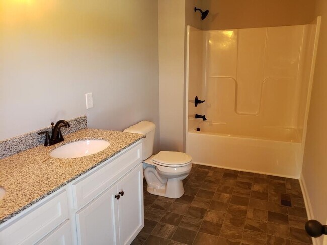 Photo - 1627 Old Lake Rd Casa