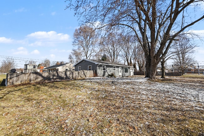 Photo - 10203 Shadowlane Ave