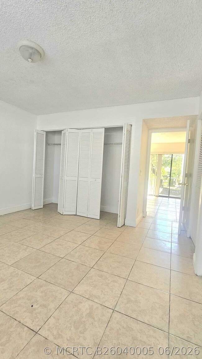 Photo - 1641 Balfour Point Dr Unit A
