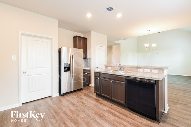 Photo - 6542 Blimp Base Blvd