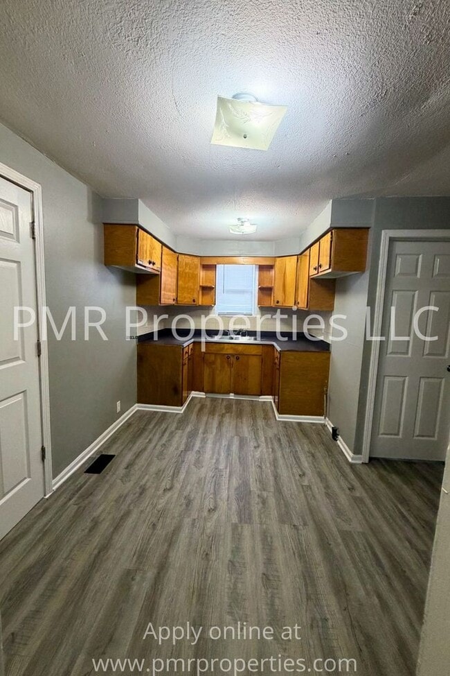 Photo - 2 Bedrooms / 1 Bathroom House