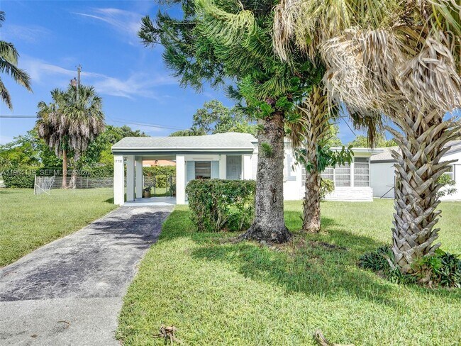 Photo - 17791 NE 13th Ave