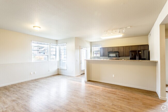 3BR, 2BA - The Hendrix