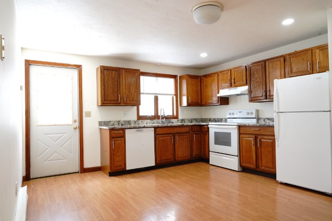 Photo - 3 Watson Ave