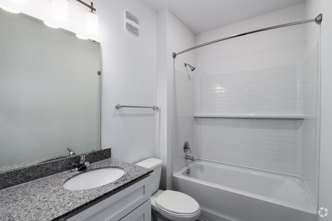 3BR, 2BA - 1,354SF - Second Bathroom