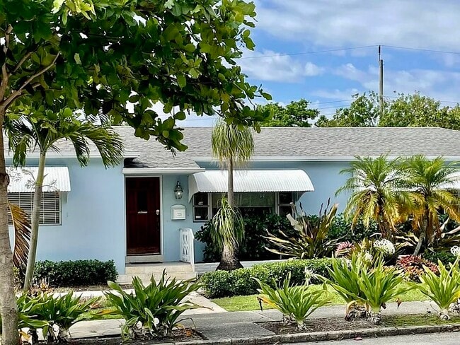 Photo - 235 Fordham Dr