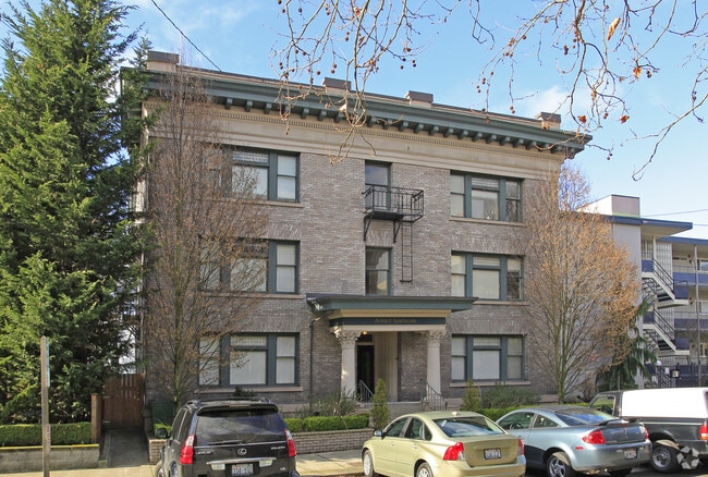 Photo - Seward Apartments