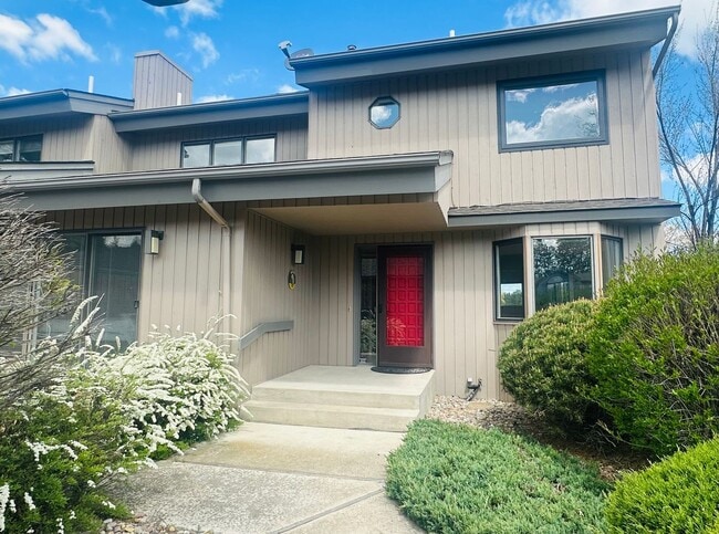 Photo - Stunning Kalispell Golf Course Home