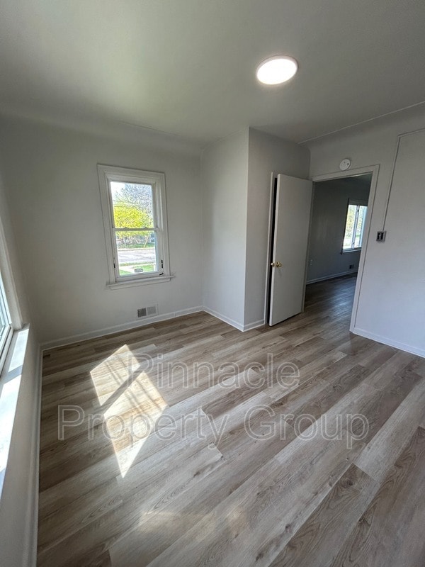 Photo - 834 N Leroy St