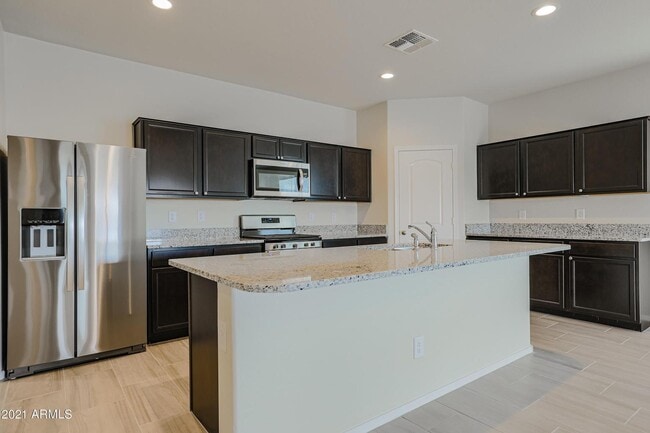 Photo - 30861 W Columbus Ave