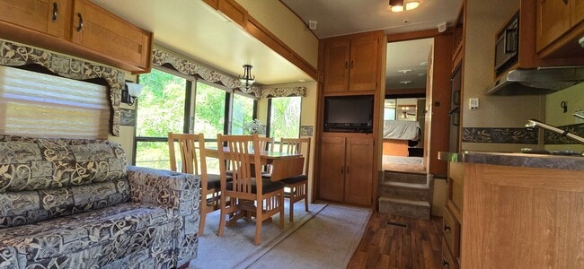 Photo - 1 Bed 1 Bath camper