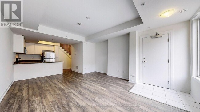 Photo - 1555 Kingston Rd
