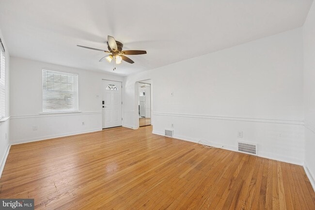 Photo - 344 Inwood Rd