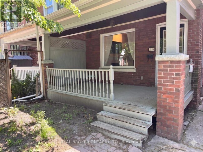Photo - 25 Dixon Ave
