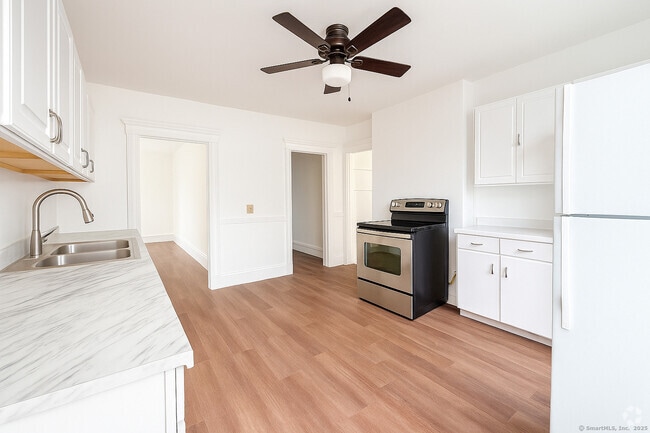 Building Photo - 74 Madison Ave Rental