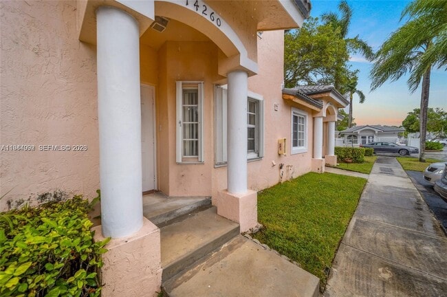 Photo - 14260 SW 121st Pl