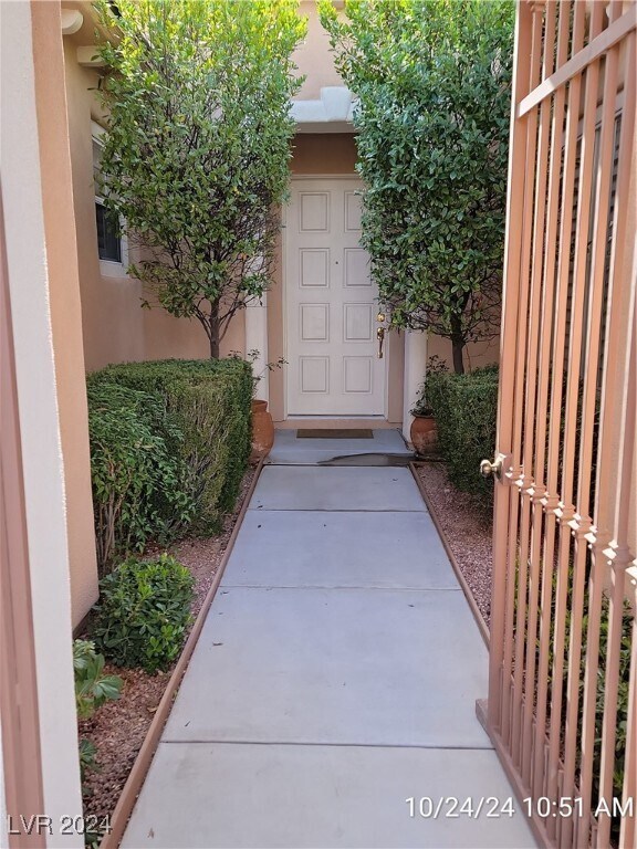 11291 La Madre Ridge Dr House House Rental in Las Vegas, NV