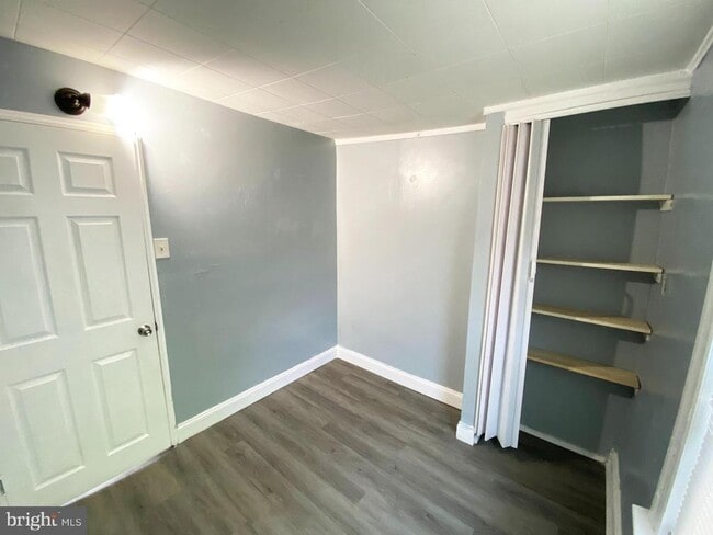 Photo - 2731 Hope St