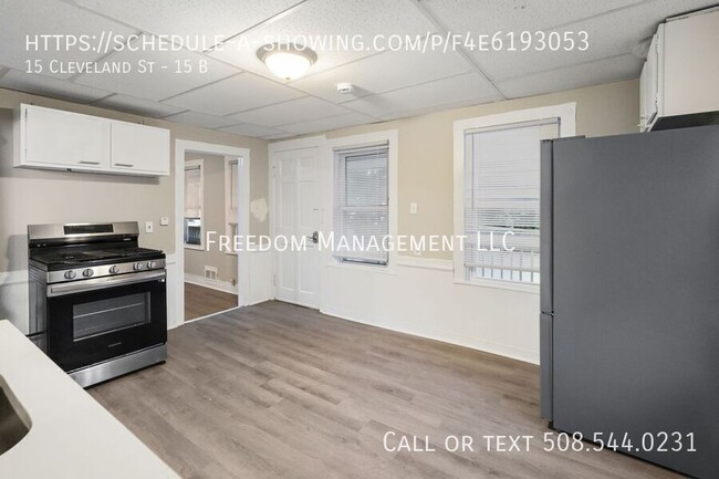 Building Photo - 15 Cleveland St Unit 15 B