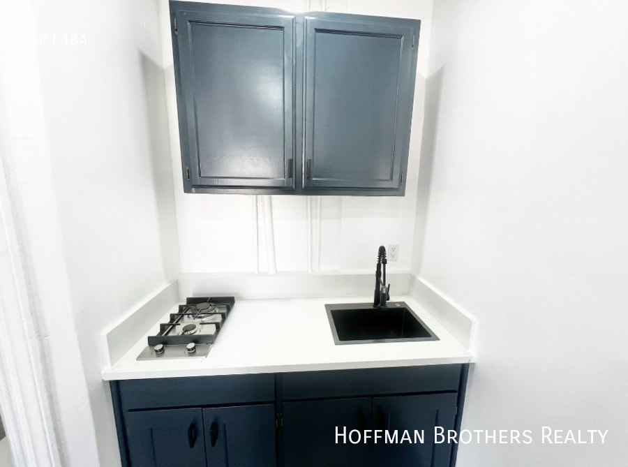 Photo - 1121 S Norton Ave Unidad 106