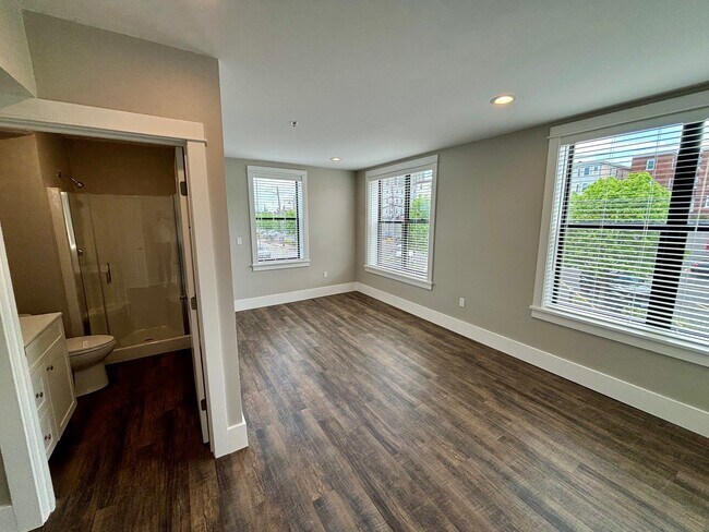 Photo - 95 Cedar Street