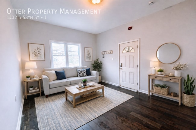 Building Photo - 1432 S 58th St Unit 1