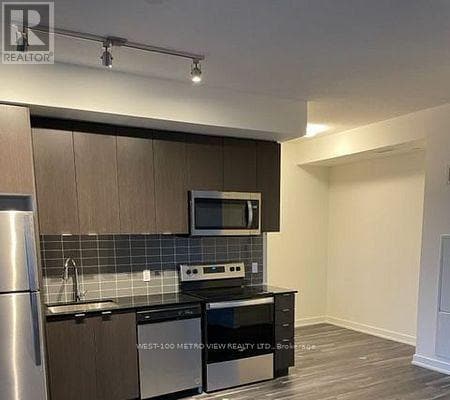 Photo - 859 The Queensway Unit 413